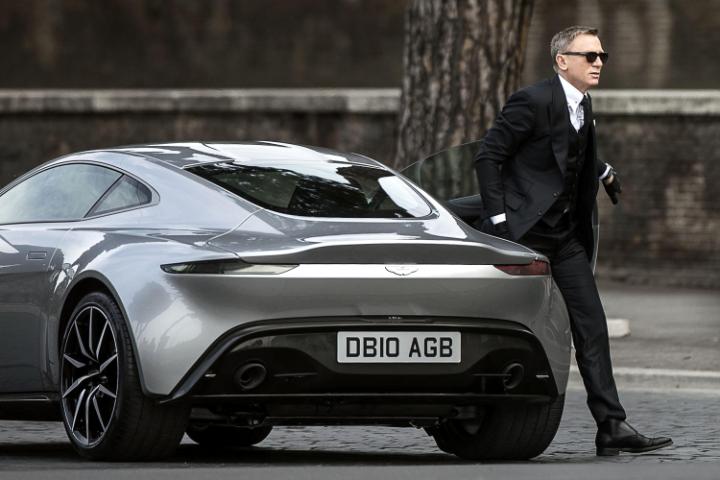 Daniel Craig steps out of DB10-large